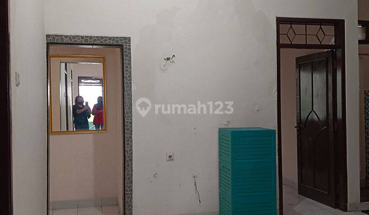 Rumah siap pakai di semarang timur  8