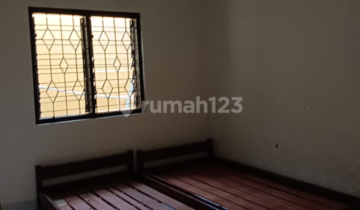Rumah siap pakai di semarang timur  9