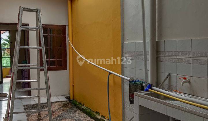 Rumah siap pakai di semarang timur  12