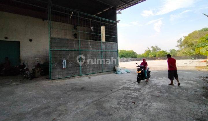 Gudang di Demak  3