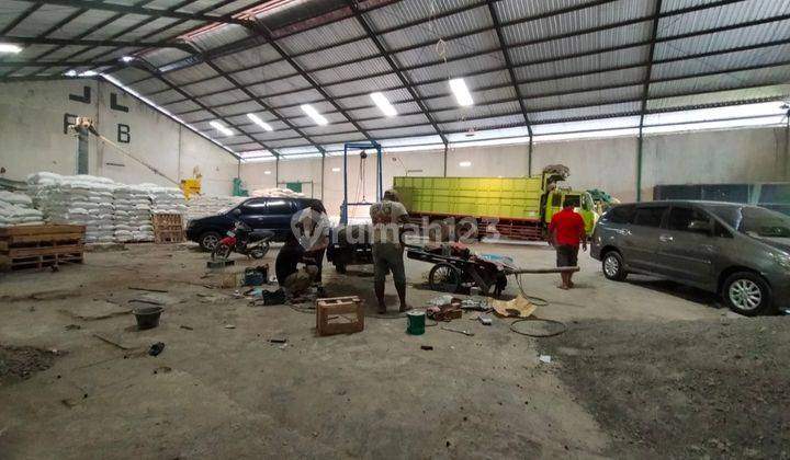Gudang di Demak  4