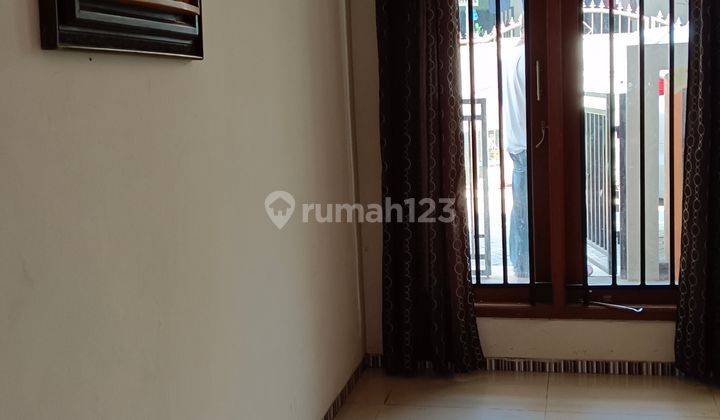 Rumah bagus 2 lantai di Plamongan 23