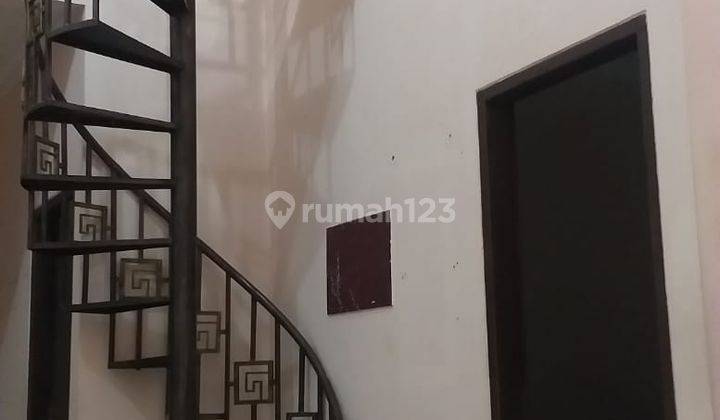 Rumah bagus di kedung mundu 4