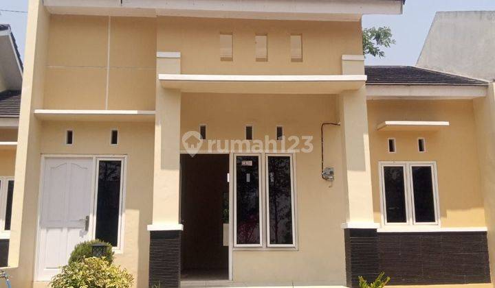 Rumah mungil di Tembalang  1