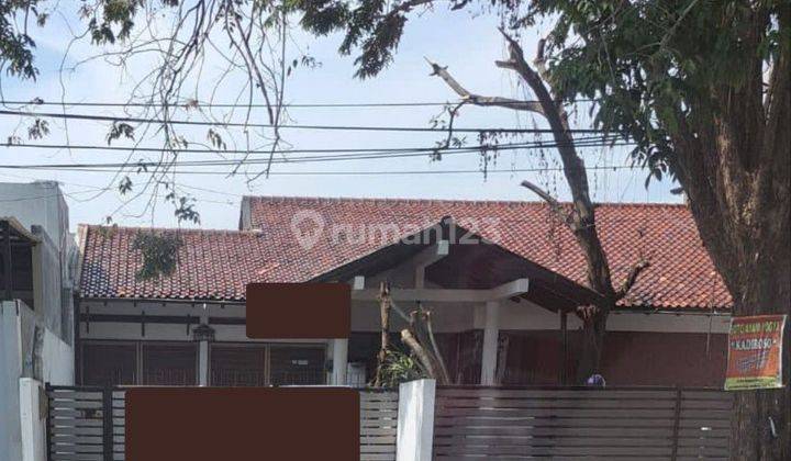 Rumah satu lantai di puri anjasmoro 1