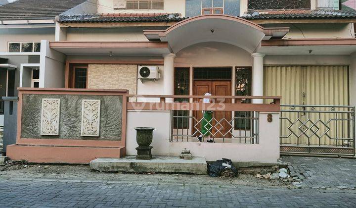 Rumah sewa tengah kota 1