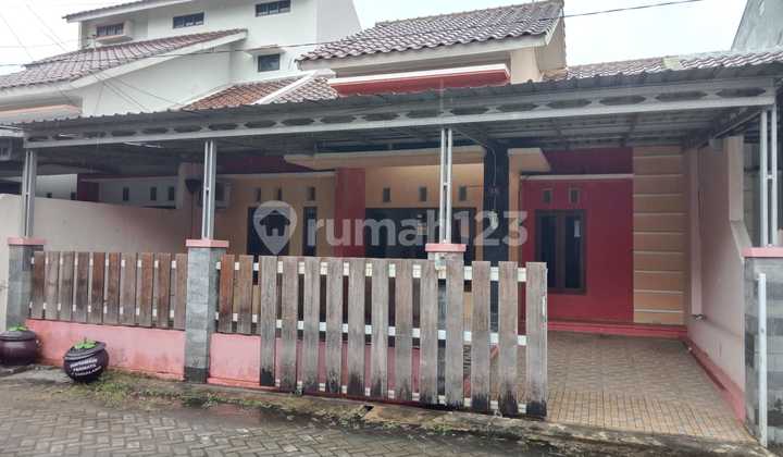 Rumah Bagus di Tembalang 1