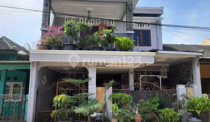 Rumah 2 Lantai Bagus di Tembalang 1