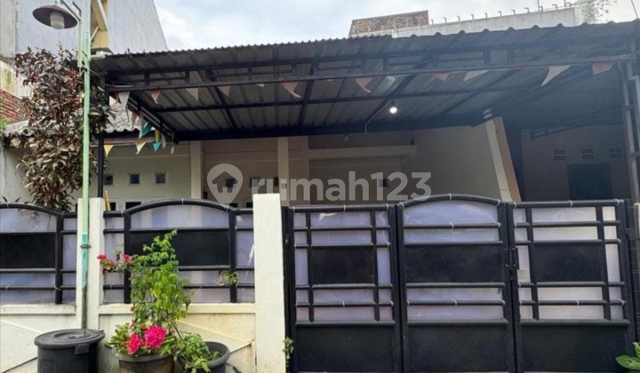 Rumah Bagus di Banyumanik 1