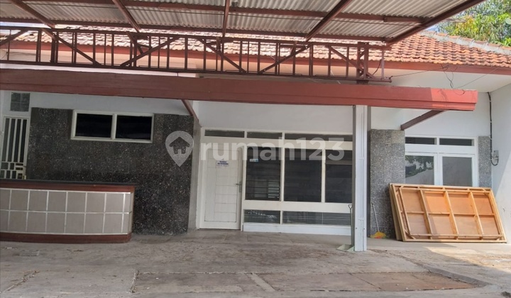 Rumah Bagus Tengah Kota  1