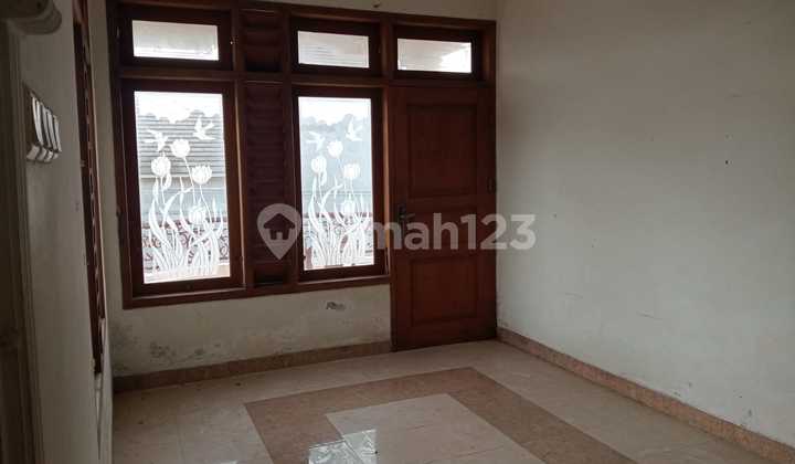 Rumah Bagus 2 Lantai di Tembalang 2