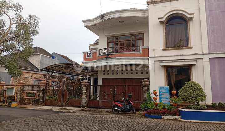 Rumah Bagus 2 Lantai di Tembalang 1