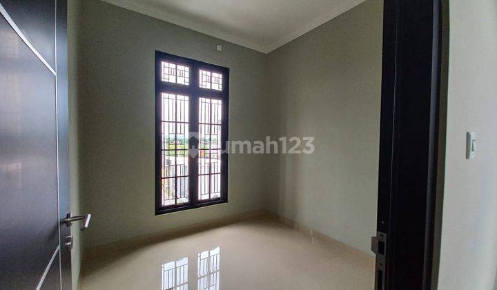 Rumah 2 Lantai Terlaris Tepi Jalan Di Jambidan Yogyakarta
