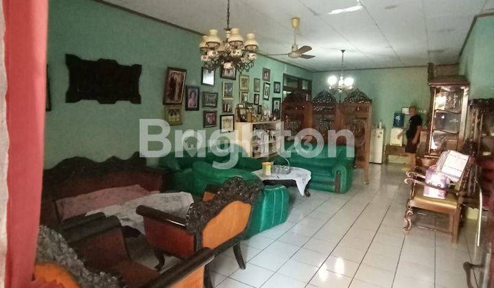 rumah di utan kayu cocok sekali buat kost kostan 2