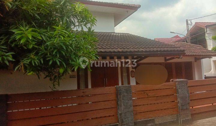 Rumah Dgn Halaman Luas di Komplex Pdk. Ranjii Ciputat Timur Dekat Pasar Bintaro Sek. 2 3