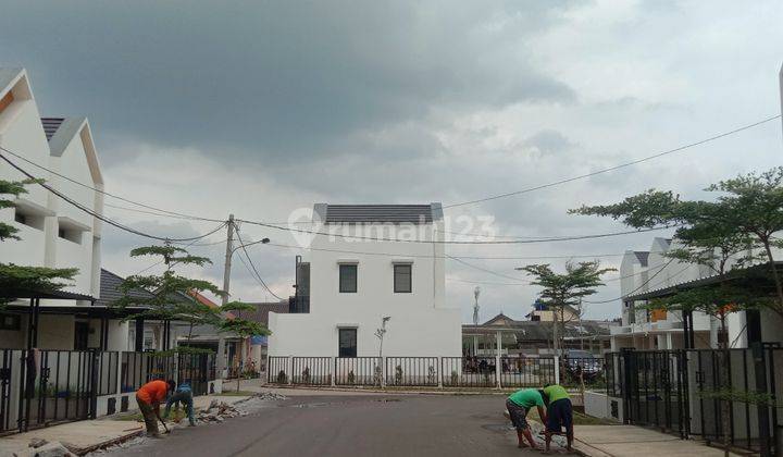 Rumah Kondisi Baru & Rapih di Gardens @Candi Sawangan, Bojongssri 14