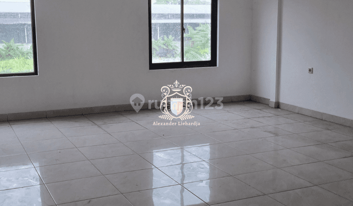 Gudang Disewa Baru Bagus Siap Pakai Dalam Pergudangan Mandiri 5