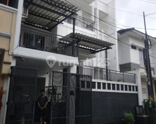 ..... Harga Termurah ..... Turun Harga .... Dijual Rumah Cantik 2 Lantai Via Lelang Negara Secara Cash Di Taman Galaxy Indah, Jl. Pulo Sirih Barat 4, Taman Galaxy, Bekasi 2