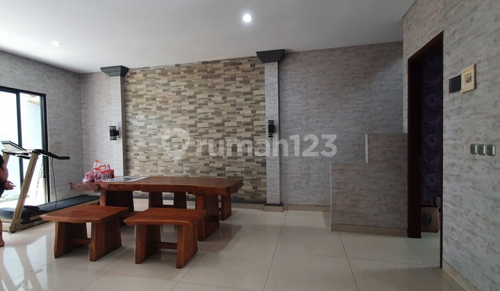 Rumah 2 Lantai Furnished Siap Huni, Alam Sutera Tangerang Selatan 2