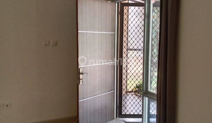 foto lainnya rumah 2 lantai di andara