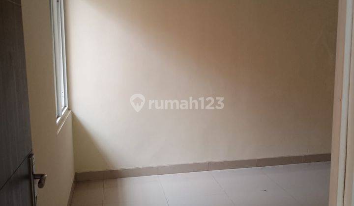 kamar tidur rumah 2 lantai di andara