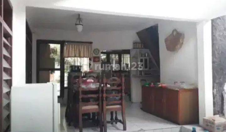 Dijual Cepat Rumah Lama Hitung Tanah Di Dalam Komplek Cilandak 2