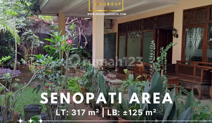 Old House for Sale in Senopati Area, Kebayoran Baru