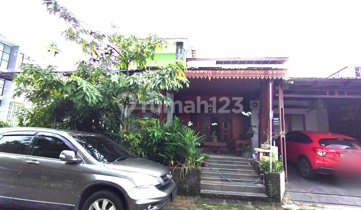Ready-to-Occupy House in Kampoeng Semawis Semarang 1
