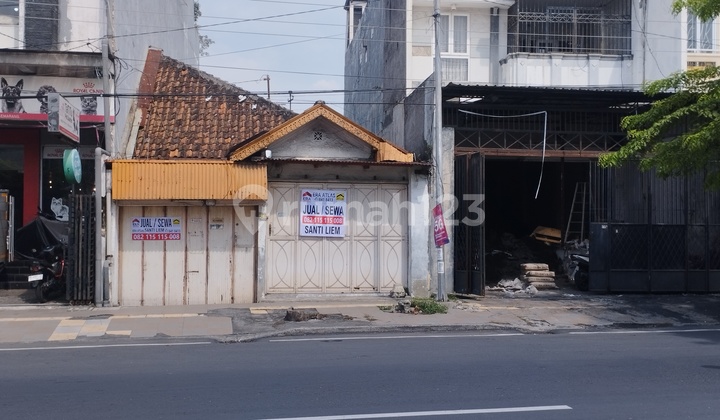 House on Imam Bonjol Street, Semarang 2