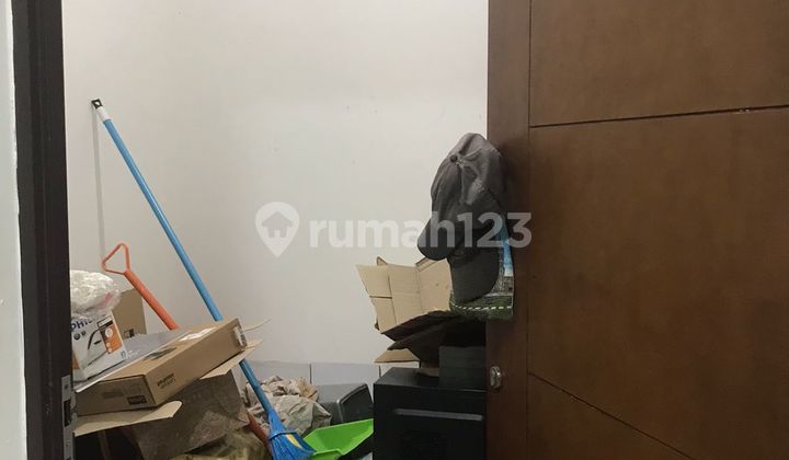 4x15 House in Greenlake West Jakarta, 2 Floors, Good and Neat, Negotiable. 4x15 House in Greenlake West Jakarta, 2 Floors, Good and Neat, Negotiable.