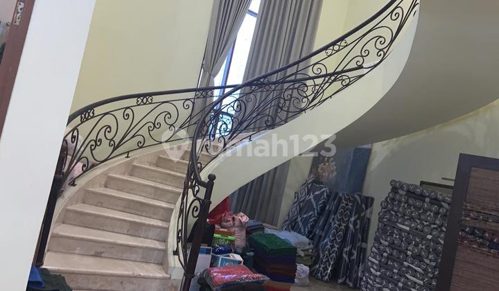 Rumah Taman Surya3 17X18 2Lt SHM Bagus bisa Nego Siaphuni Rumah Taman Surya3 17X18 2Lt SHM Bagus bisa Nego Siaphuni