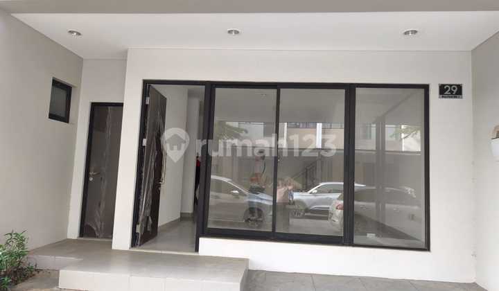 Baltimore Pik2 House 8X12.5 2F New and Good Condition, Negotiable