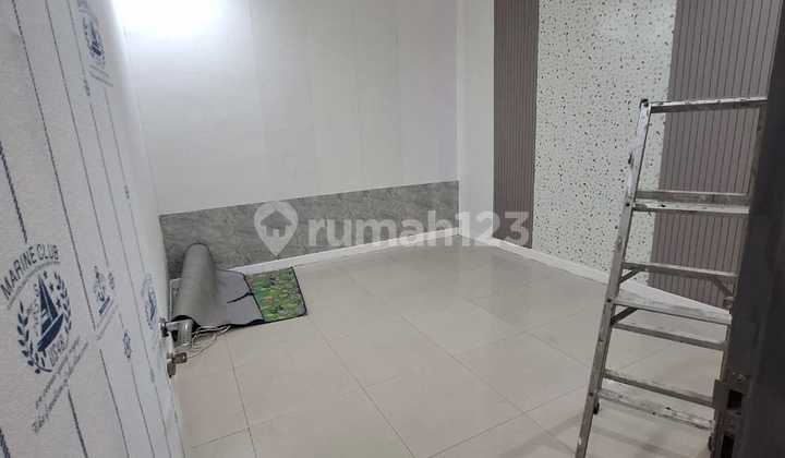 Citra 2 House 10X16 2 Floors in Pegadungan, Kalideres, Good condition, Negotiable.