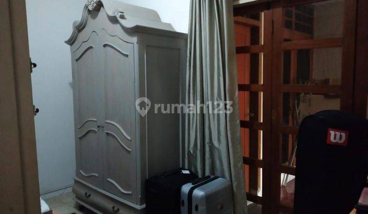 Rumah lokasi strategis di Pondok Pinang dekat pintu tol 2