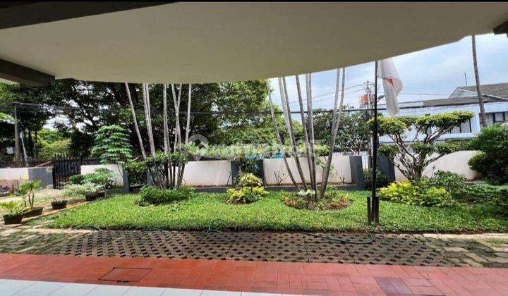 Rumah di Kebayoran Baru cocok Untuk kantor dan Rumah Tinggal 2