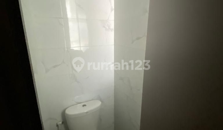 Rumah huk dan bagus di Graha Raya 4