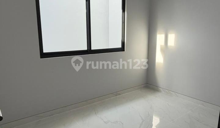 Rumah Brand New Kuningan Village Pik2 2