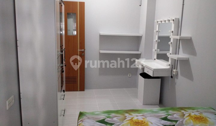 Apartemen Puncak Dharmahusada B, 2BR JADI 1BR, LENGKAP Apartemen Puncak Dharmahusada B, 2BR JADI 1BR, LENGKAP