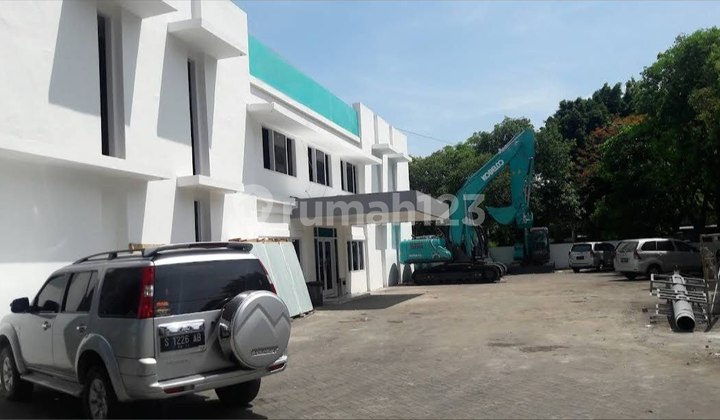 WAREHOUSE RUNGKUT INDUSTRI III STRATEGIC, MAIN ROAD