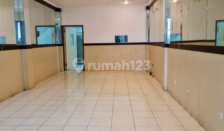 TEMPAT USAHA DARMO BARU BARAT 3 LANTAI, STRATEGIS TEMPAT USAHA DARMO BARU BARAT 3 LANTAI, STRATEGIS