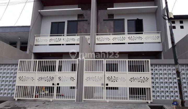 Rumah Baru Tenggilis Mejoyo Selatan Hadap Utara, Listrik 2200w 1