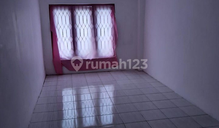 Rumah Semi Ruko Jl Jagaraga Listrik 1300 Watt, Row Jln 2mobil 2
