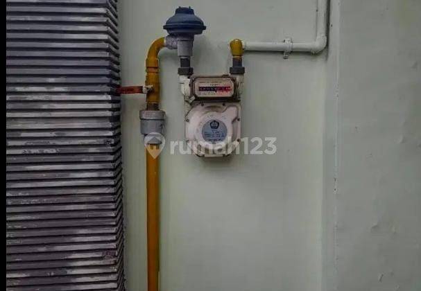 Rumah Baru Renov Pucang Sewu, Siap Huni Listrik 2200 Watt 1