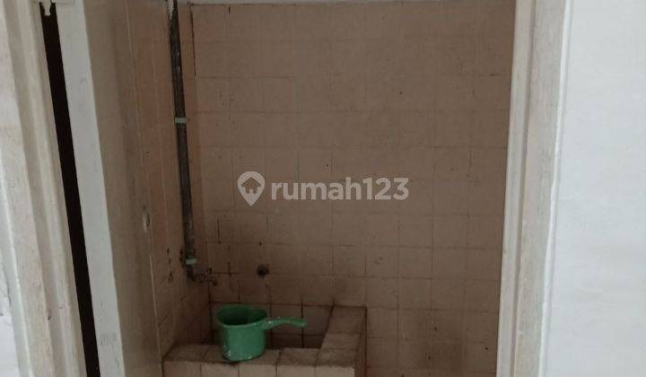 Disewakan Ruko 3 Lantai  6