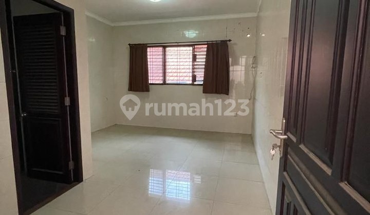 Disewakan Rumah 2 Lantai Daerah Peneleh, Embong Akoso, Undaan 5