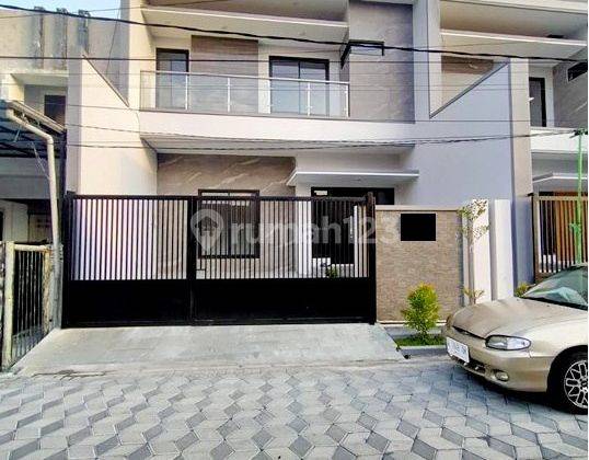 Dijual Rumah Modern Minimalis 2 Lantai Luxury Mulyosari  1