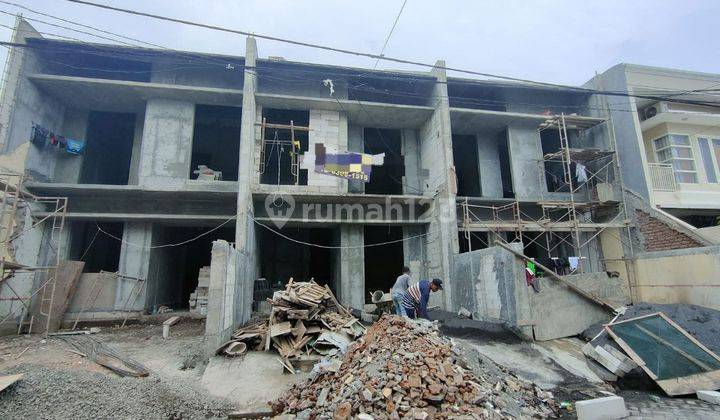 Dijual Rumah Baru Mulyosari Prima Dekat Pakuwon City 1