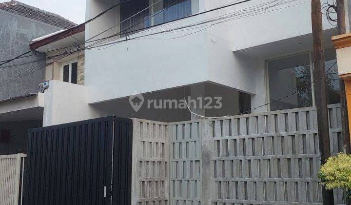 Dijual disewakan Rumah Mulyosari Tengah Dekat Pakuwon City 1