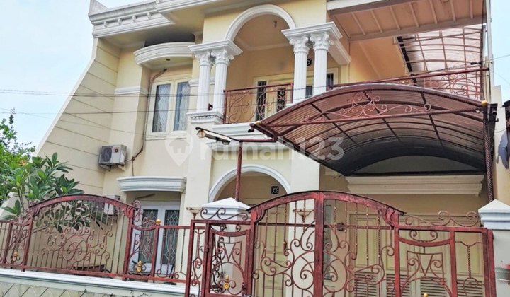 Tenggilis 2-Story House Ready to Occupy Furnished, COMPLETELY RENOVATED.