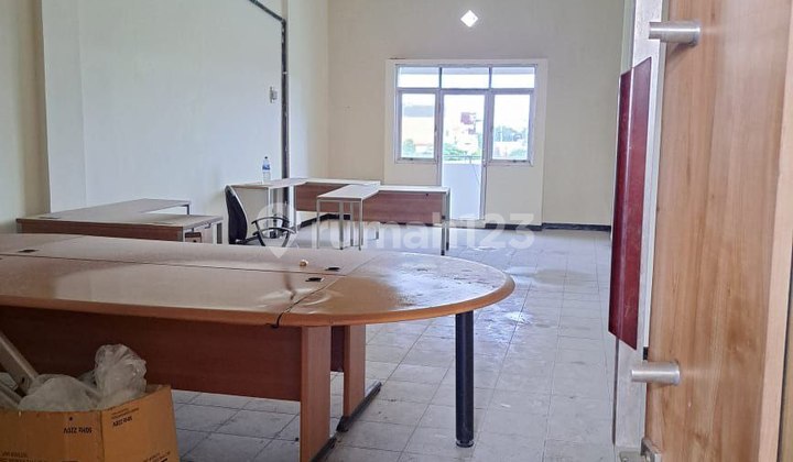 RUKO 3,5 LANTAI DI TEGALSARI STRATEGIS, NOL JALAN RAYA RUKO 3,5 LANTAI DI TEGALSARI STRATEGIS, NOL JALAN RAYA